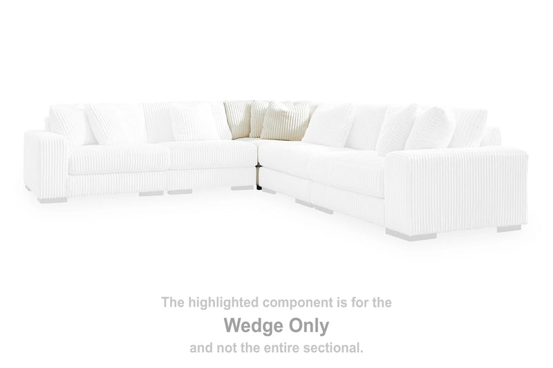 Lindyn Sectional with Chaise
