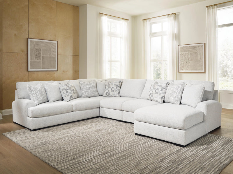 Misty-Lakes Sectional with Chaise